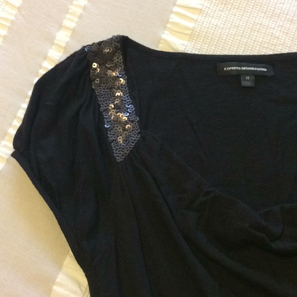 Express Tops - Express Blk Drape Neck top. Sequin shoulder. Sz M